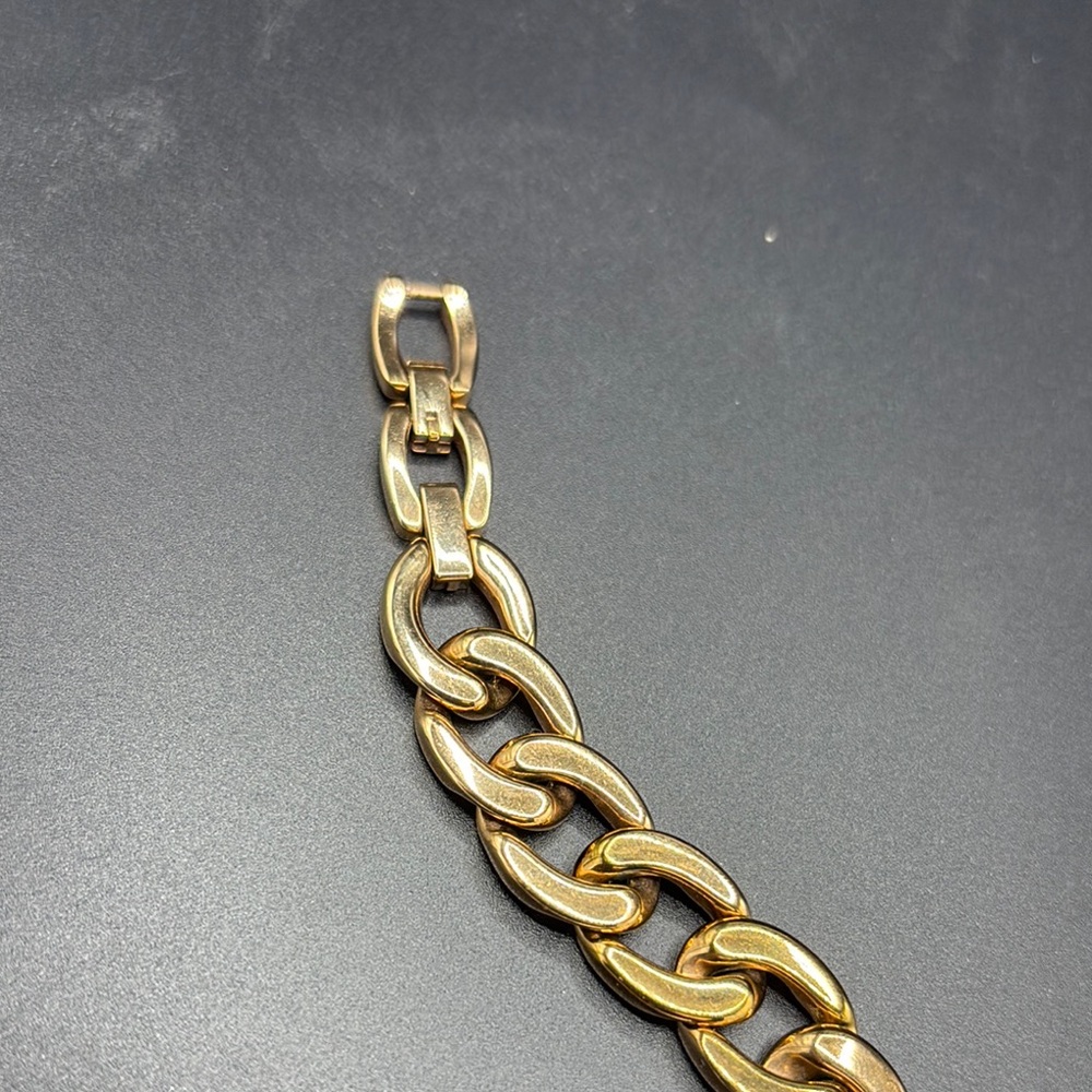 Fossil‎ Women's Gold Chain-Link Watch - Picture 3 of 6